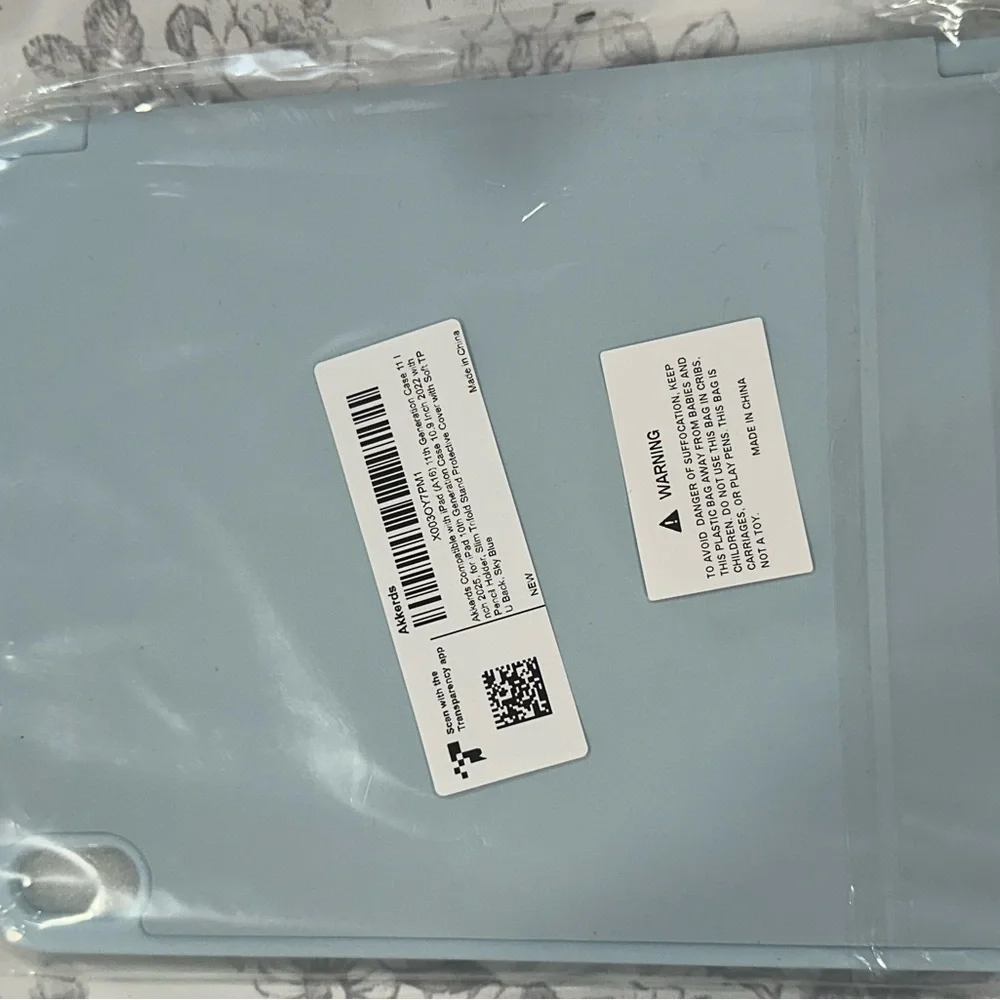 iPad case for 11th Gen (2025) 11” and 10th (2022) 10.9”. sky blue w/penci holder